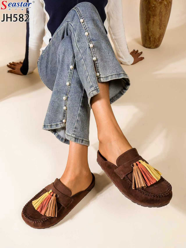 Klapki damskie Roz 36-41 / 12 par